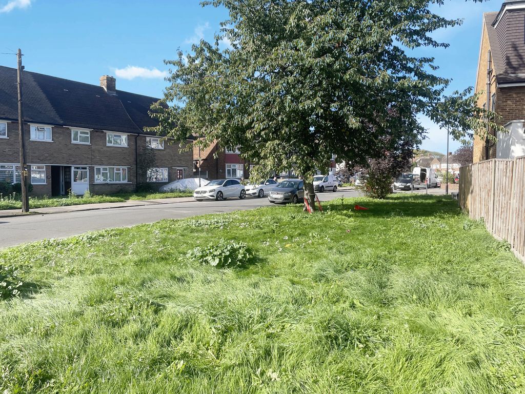 Land for sale in Arbour Road, Ponders End, Enfield EN3, £10,000 Zoopla
