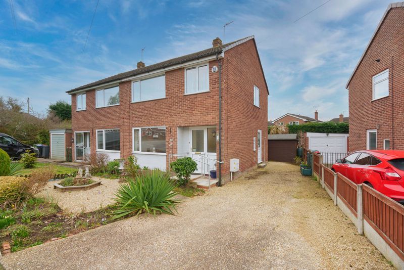 3 bed semidetached house for sale in Poplar Avenue, Moulton, Northwich