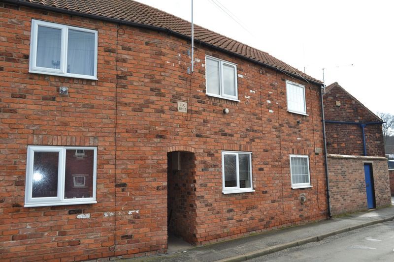 1 bed cottage to rent in Low Street, South Ferriby, BartonUponHumber
