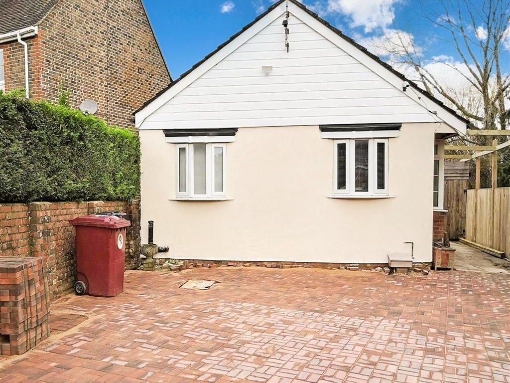 3 bed detached bungalow for sale in Oving Road, Chichester, West Sussex PO20, £550,000 Zoopla