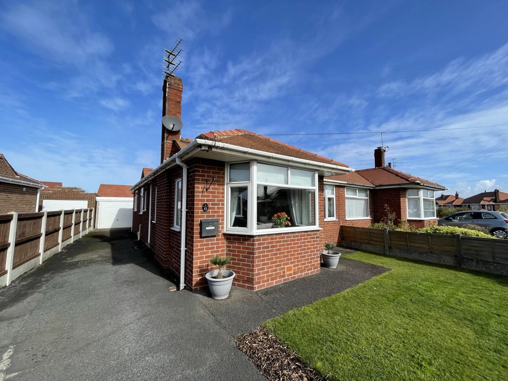 2 bed bungalow for sale in Ringway, Cleveleys FY5 Zoopla