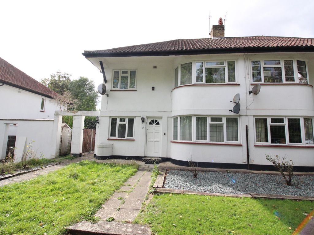 2 bed to rent in Lansdowne Court, The Avenue, Worcester Park