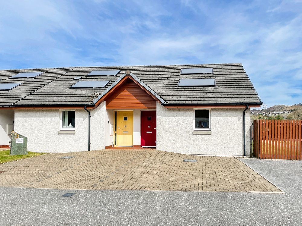 2 bed semidetached bungalow for sale in 28 Mckelvie Road, Oban, Argyll