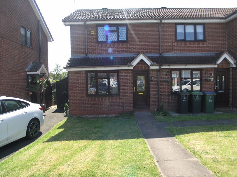 2 bed terraced house for sale in Willetts Way, Cradley Heath B64 Zoopla