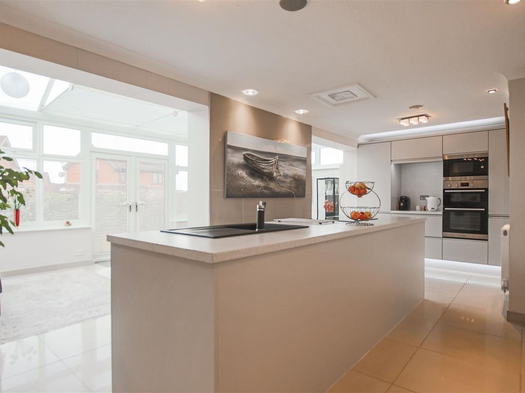 4 bed detached house for sale in Meadow, Silver Birch