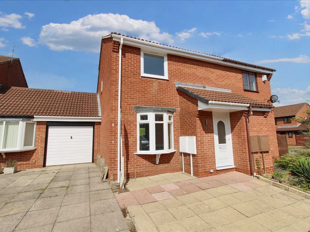 3 bed semidetached house for sale in Morden Road, Giltbrook
