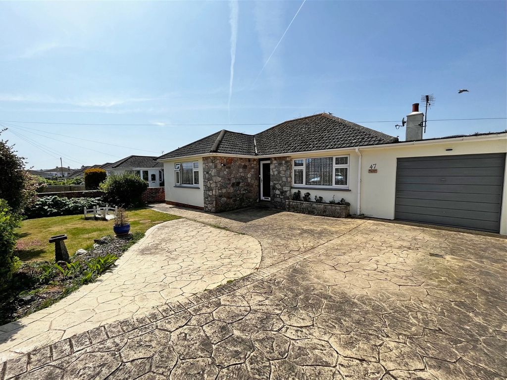2 bed bungalow for sale in Blue Waters Drive, Paignton TQ4, £525,000 Zoopla