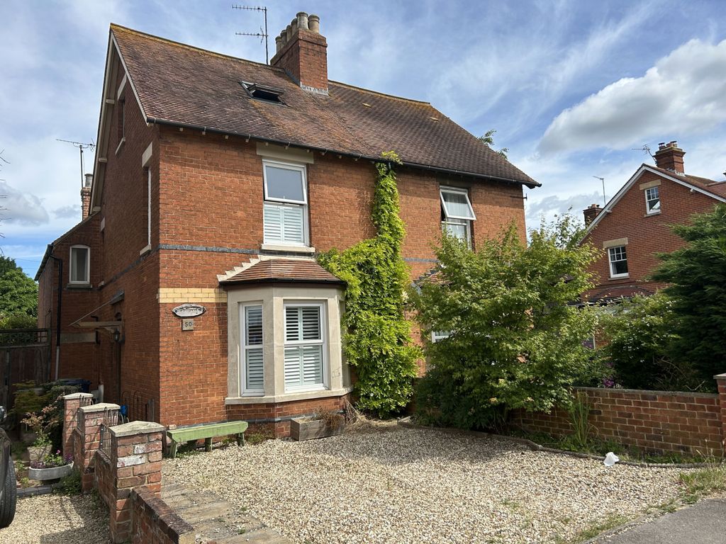 3 bed semidetached house for sale in Ashchurch Road, Tewkesbury GL20