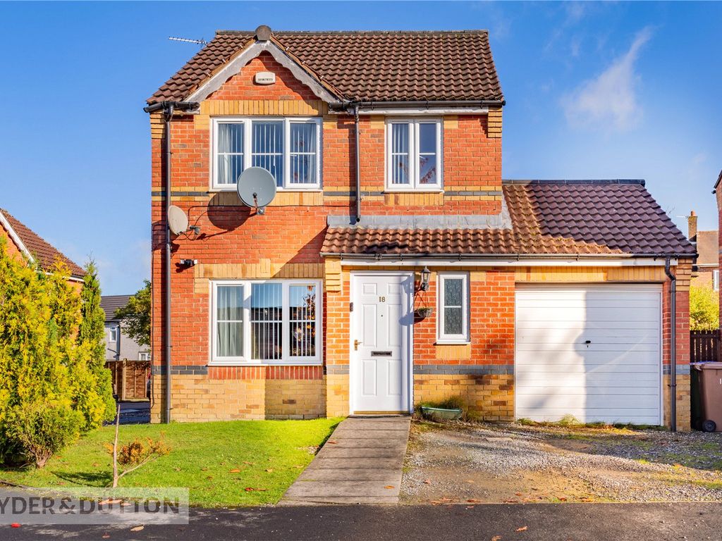 3 bed detached house for sale in Seathwaite Close, Middleton