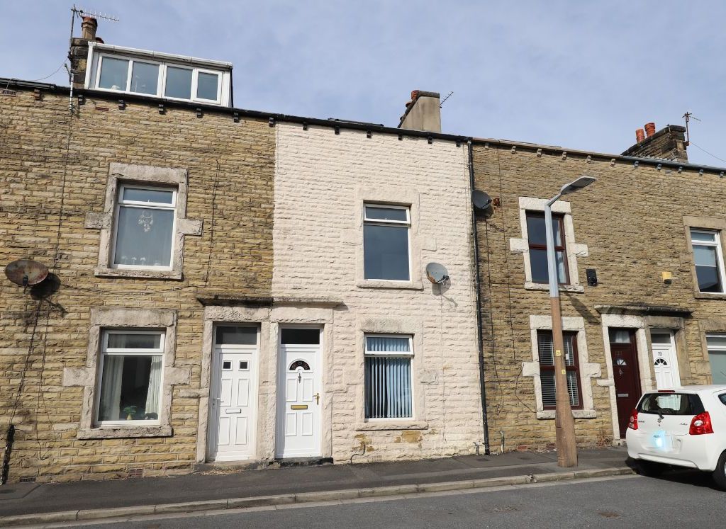 2 bed terraced house for sale in Croft Street, Morecambe LA4, £137,500