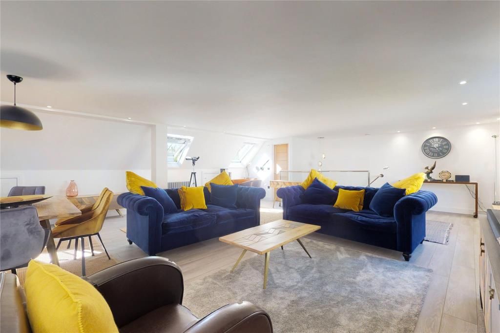 Middle Warberry Road, The Warberries, Torquay, Devon TQ1