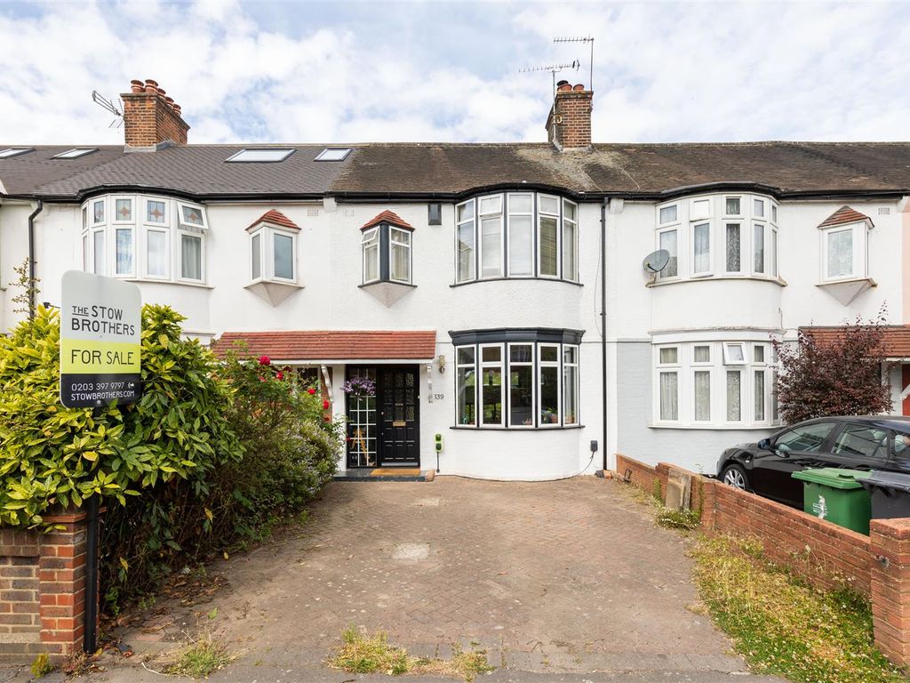3 bed terraced house for sale in Fyfield Road, London E17 Zoopla