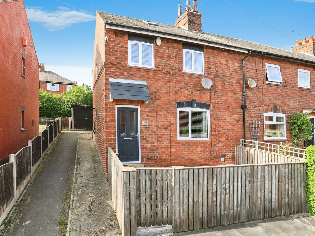 3 bed end terrace house for sale in Welbeck Road, Leeds LS9, £160,000