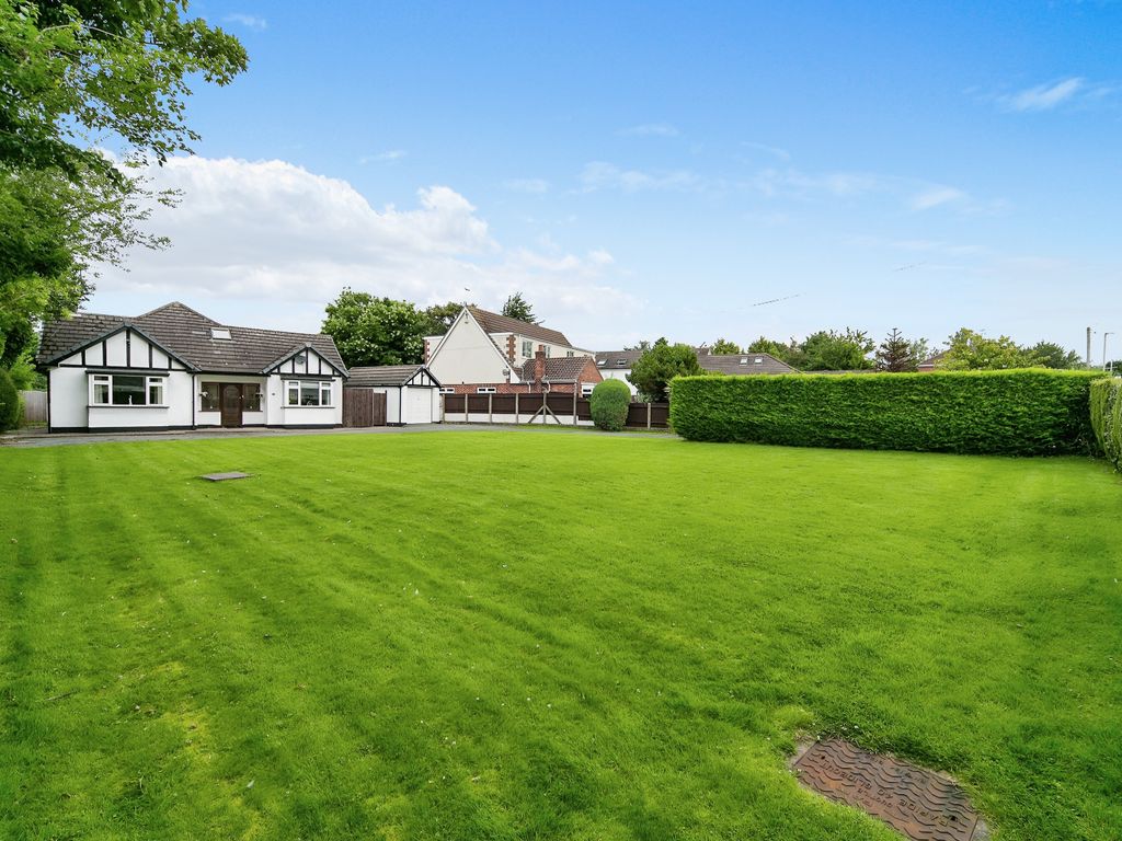 4 bed bungalow for sale in Oakfield Road, Chester, Cheshire CH1, £450,000 Zoopla