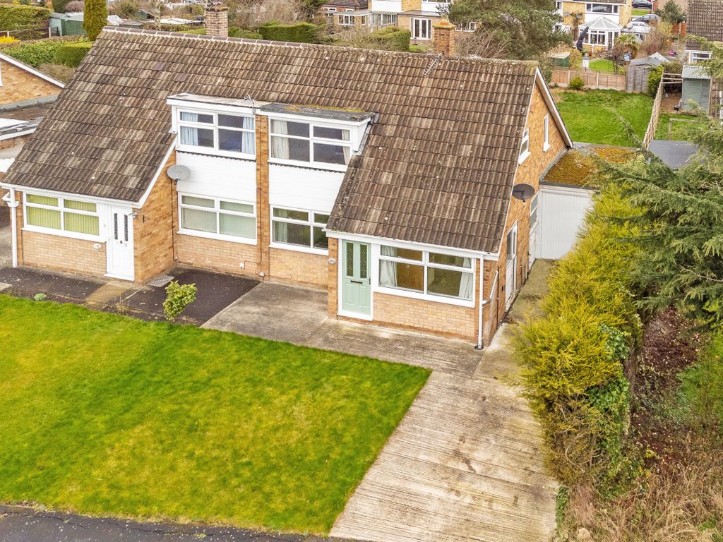 3 bed semidetached house for sale in Bramble Dene, York YO24 Zoopla
