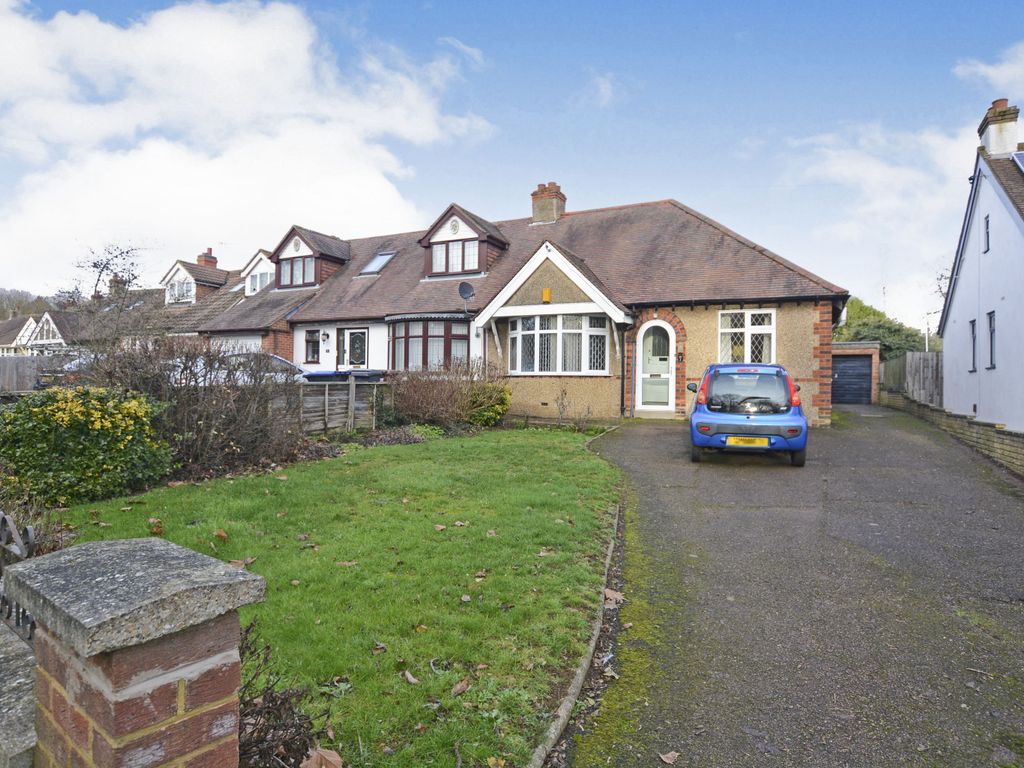 2 bed bungalow for sale in Moulton Way South, Moulton, Northampton NN3