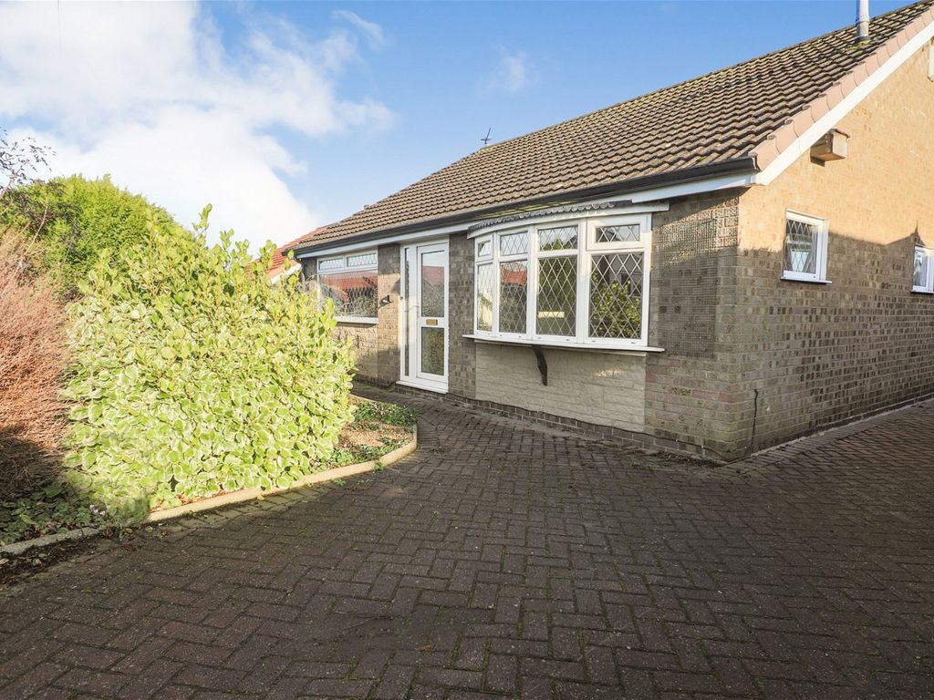 3 bed bungalow for sale in Highthorpe Crescent, Cleethorpes DN35, £