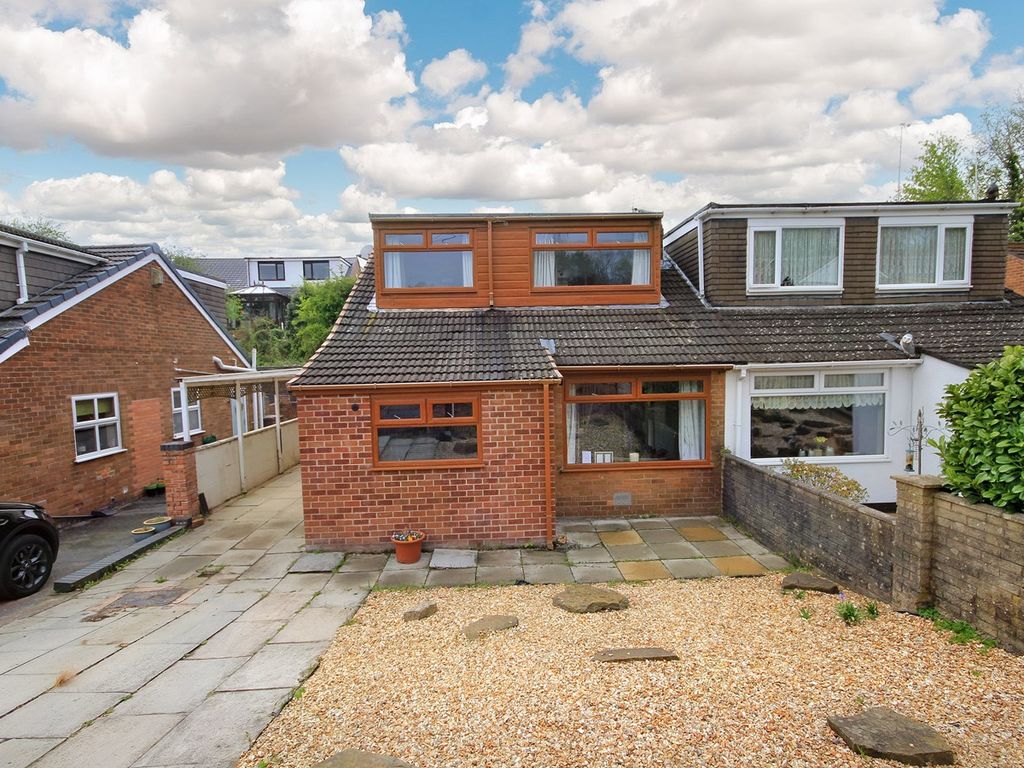 2 bed semidetached bungalow for sale in Earle Street, NewtonLe