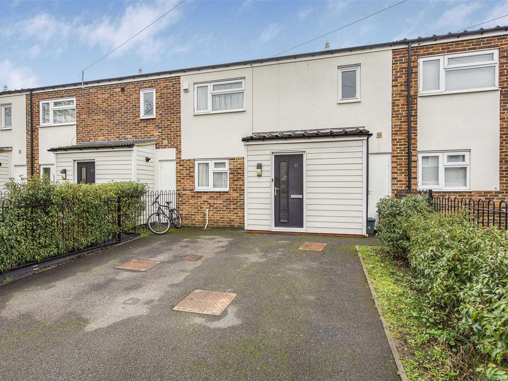 3 bed property for sale in Martin Close, Uxbridge UB10 Zoopla
