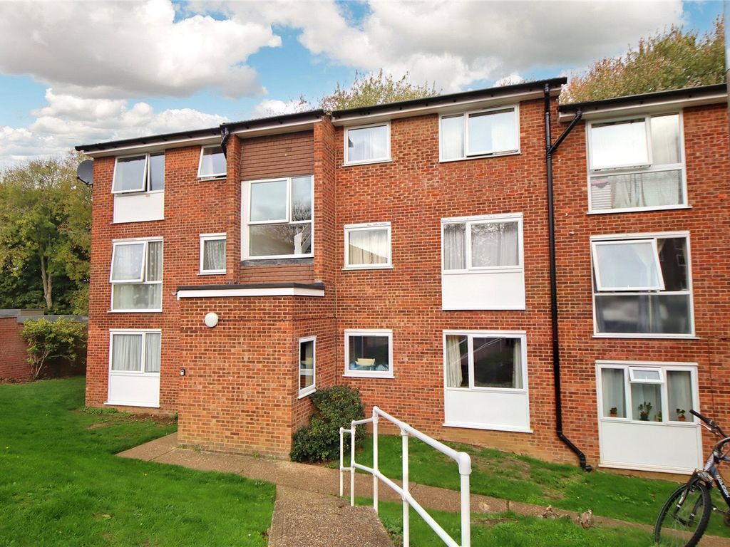 Aston View, Woodhall Farm, Hemel Hempstead, Hertfordshire HP2  