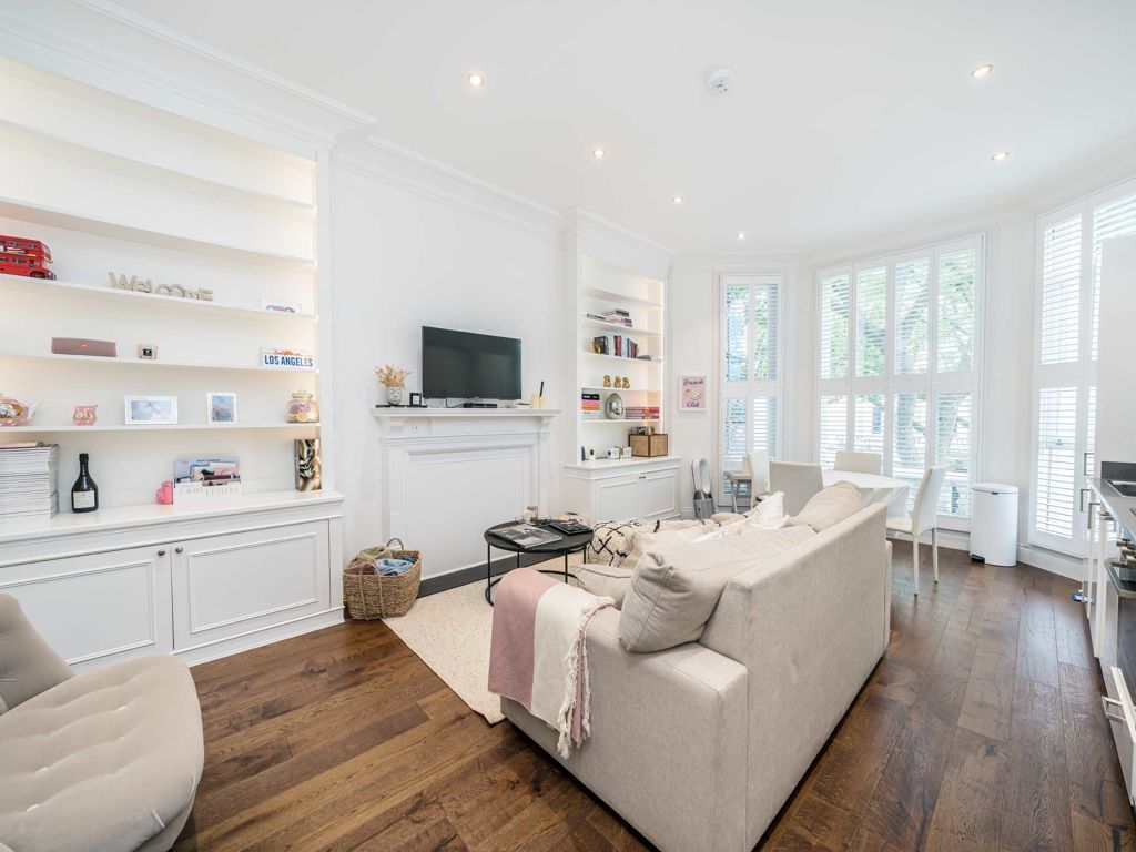 2 bed flat to rent in Marloes Road, London W8 Zoopla