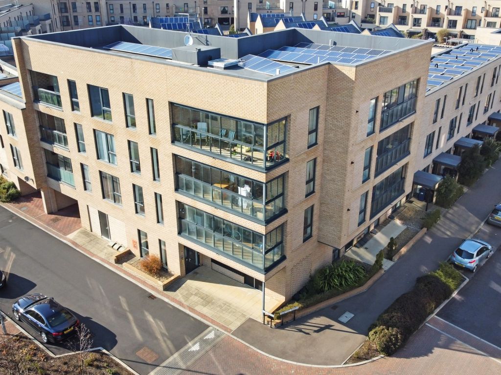 2 bed flat for sale in Ellis Road, Trumpington, Cambridge CB2 Zoopla