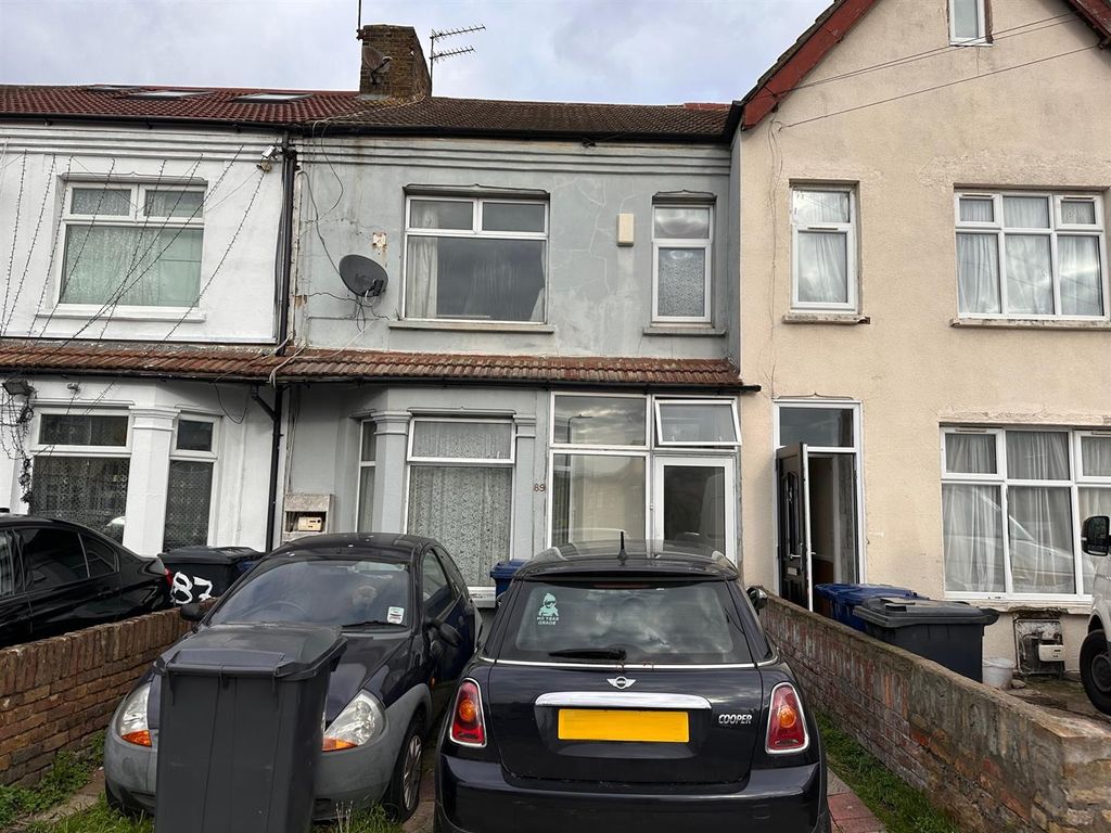 3 bed terraced house for sale in Norwood Road, Southall UB2, £480,000