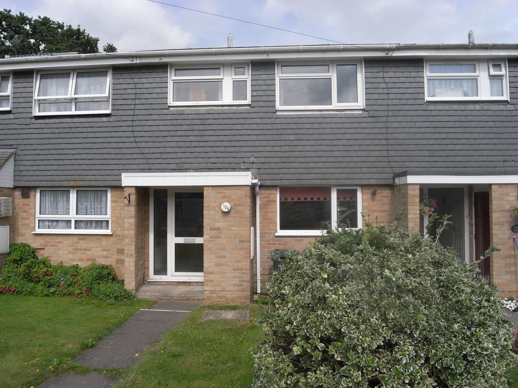 3 bed terraced house to rent in Bodycoats Road, Chandler's Ford