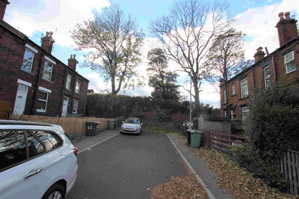 2 bed terraced house to rent in Hodgson Place, Churwell, Morley, Leeds LS27 Zoopla