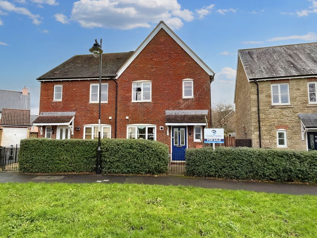 3 bed semidetached house for sale in Marlott Road, Gillingham SP8 Zoopla