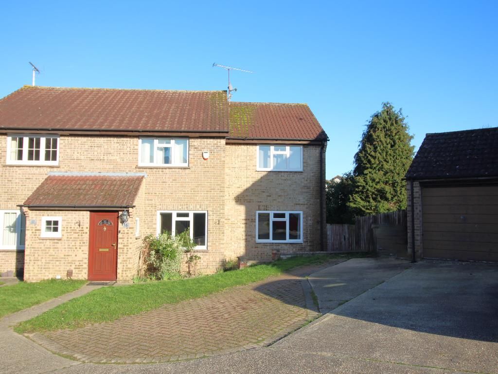 3 bed semidetached house to rent in Brierley Place, Tilehurst, Reading