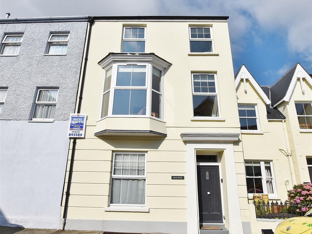 4 bed town house for sale in Culver Park, Tenby SA70 Zoopla
