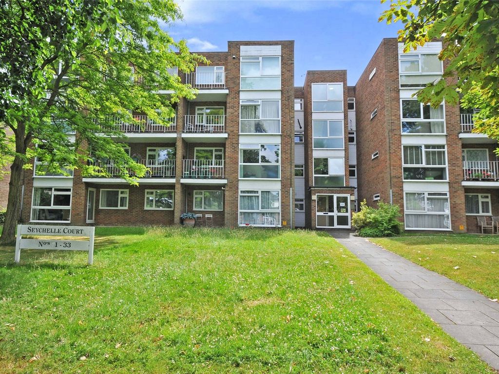 2 bed flat for sale in Foxgrove Road, Beckenham BR3 Zoopla