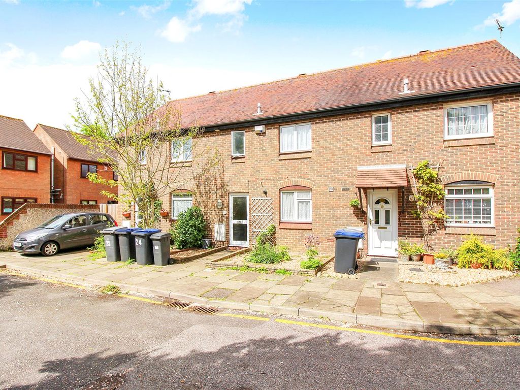 2 bed terraced house to rent in The Paddock, Spring Lane, Canterbury