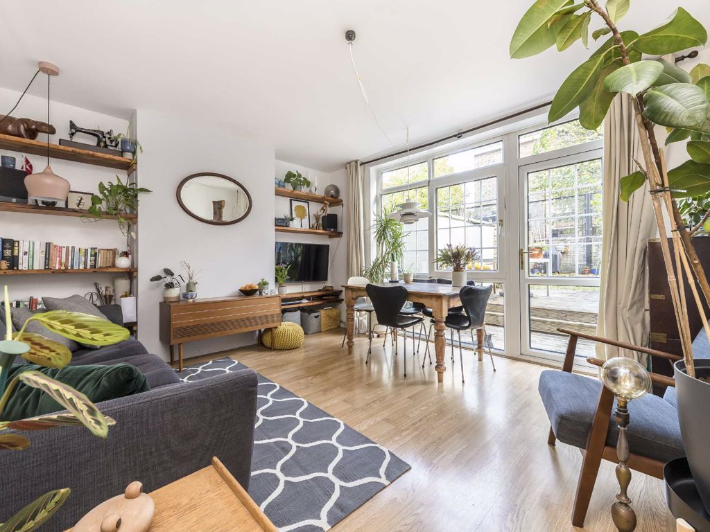 Tappesfield Road, London SE15  