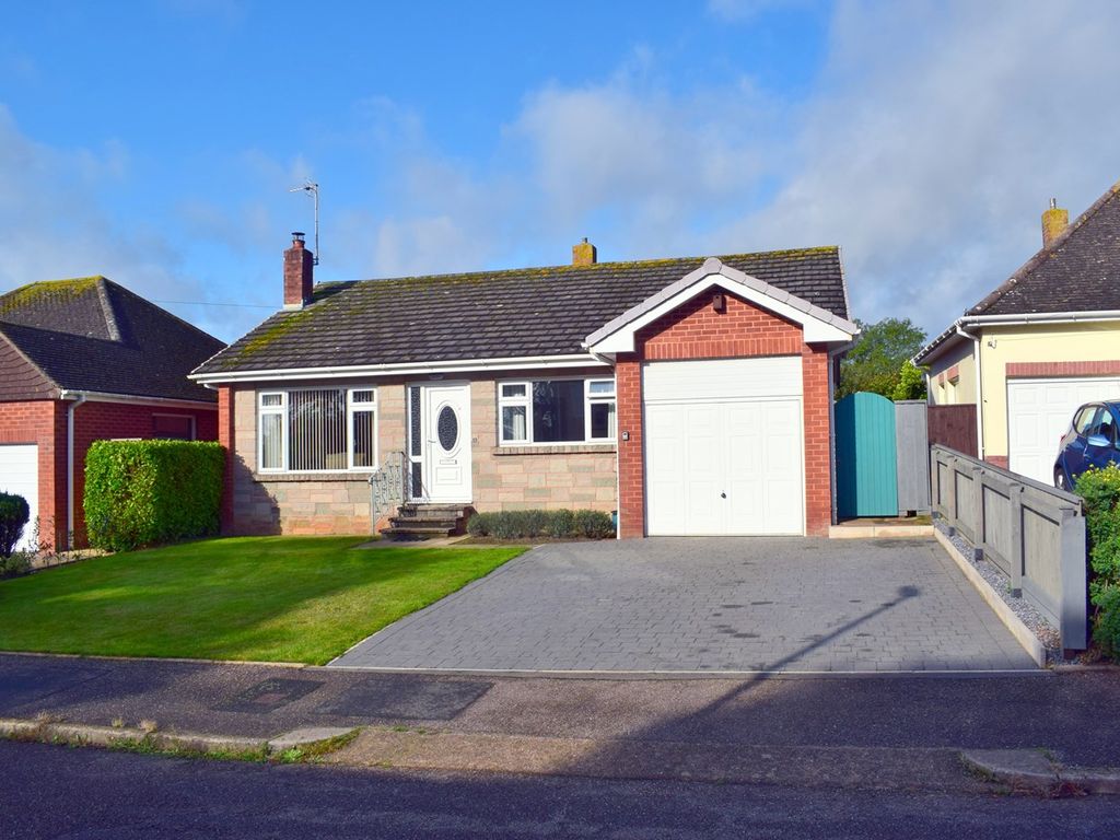 2 bed detached bungalow for sale in Warneford Gardens, Exmouth EX8, £