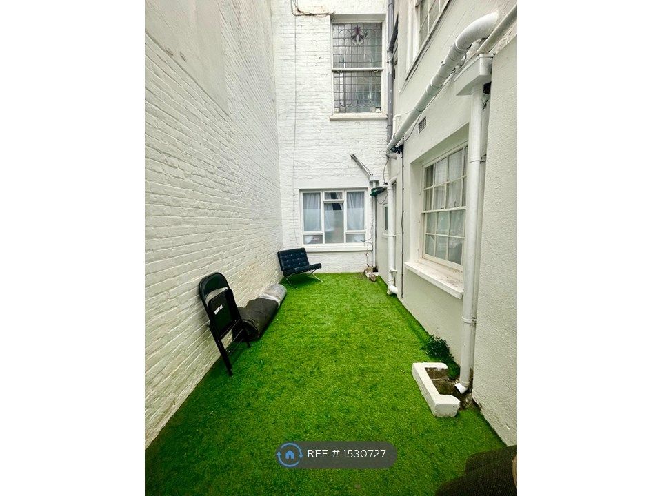 2 bed flat to rent in & 5 Garden, Brighton & Hove BN3 Zoopla