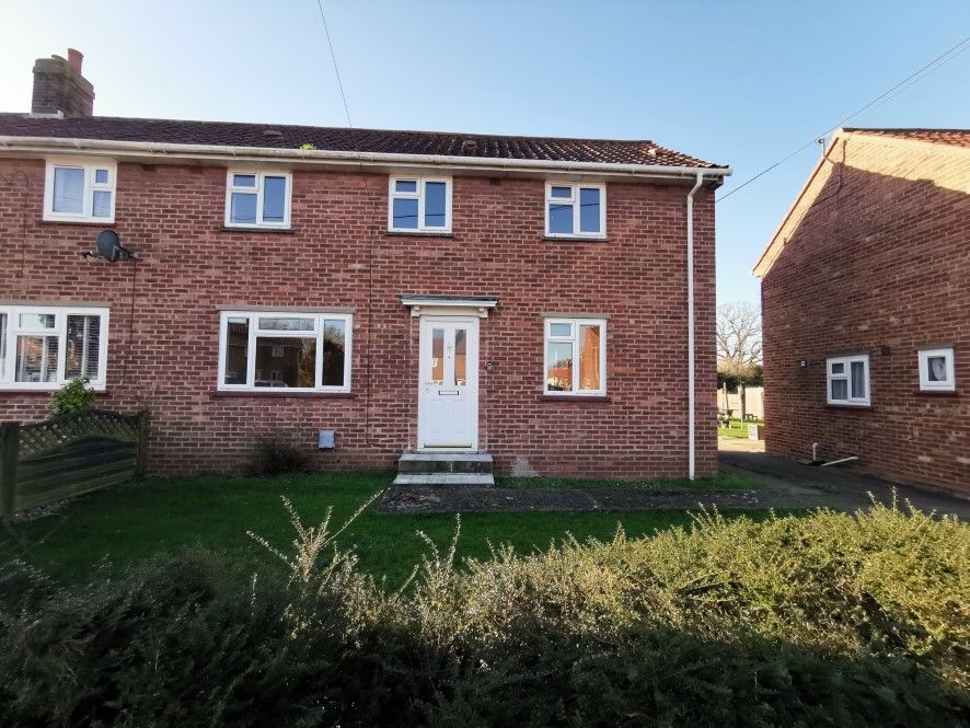 3 bed semidetached house for sale in 79 Briar Road, Harleston, Norfolk IP20, £100,000 Zoopla