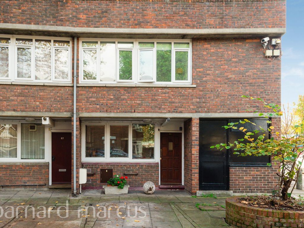 4 bed for sale in Carey Gardens, London SW8 Zoopla