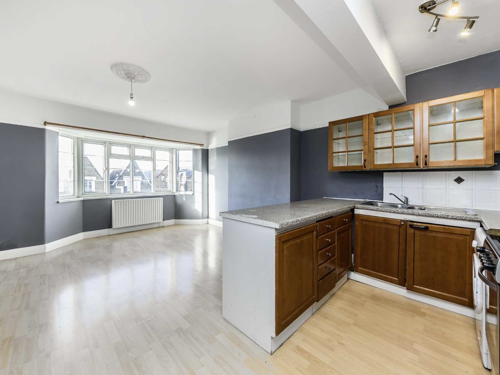 1 bed flat to rent in Streatham High Road, London SW16, £1,625 pcm Zoopla