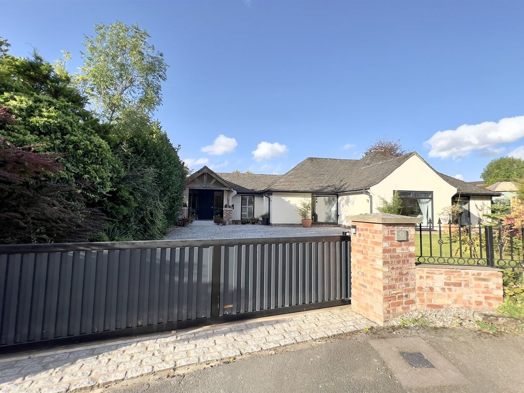 5 bed detached house for sale in Warren Lea, Poynton, Stockport SK12, £