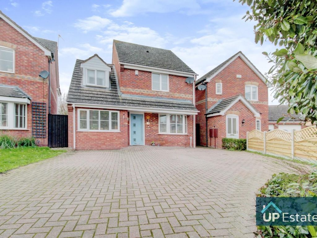 4 bed detached house for sale in Aspen Drive, Hawkesbury Village