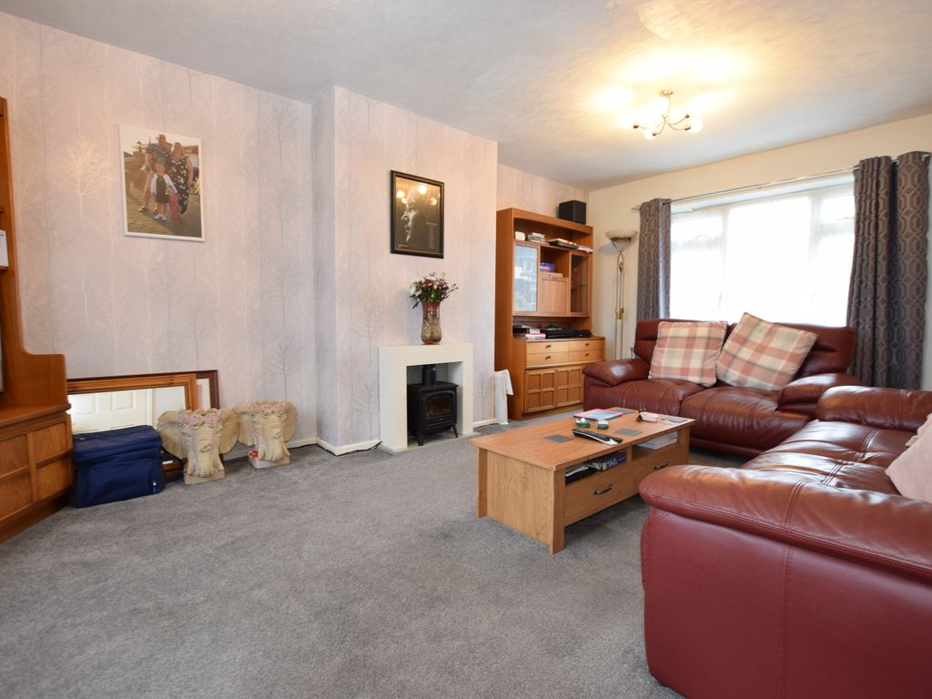 3 bed terraced house to rent in Kentmere Drive, Blackpool FY4, £700 pcm