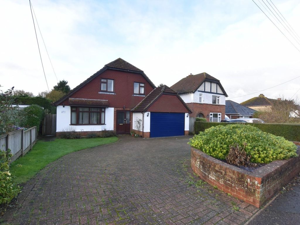 5 bed detached house for sale in Stone Street, Lympne, Hythe CT21, £