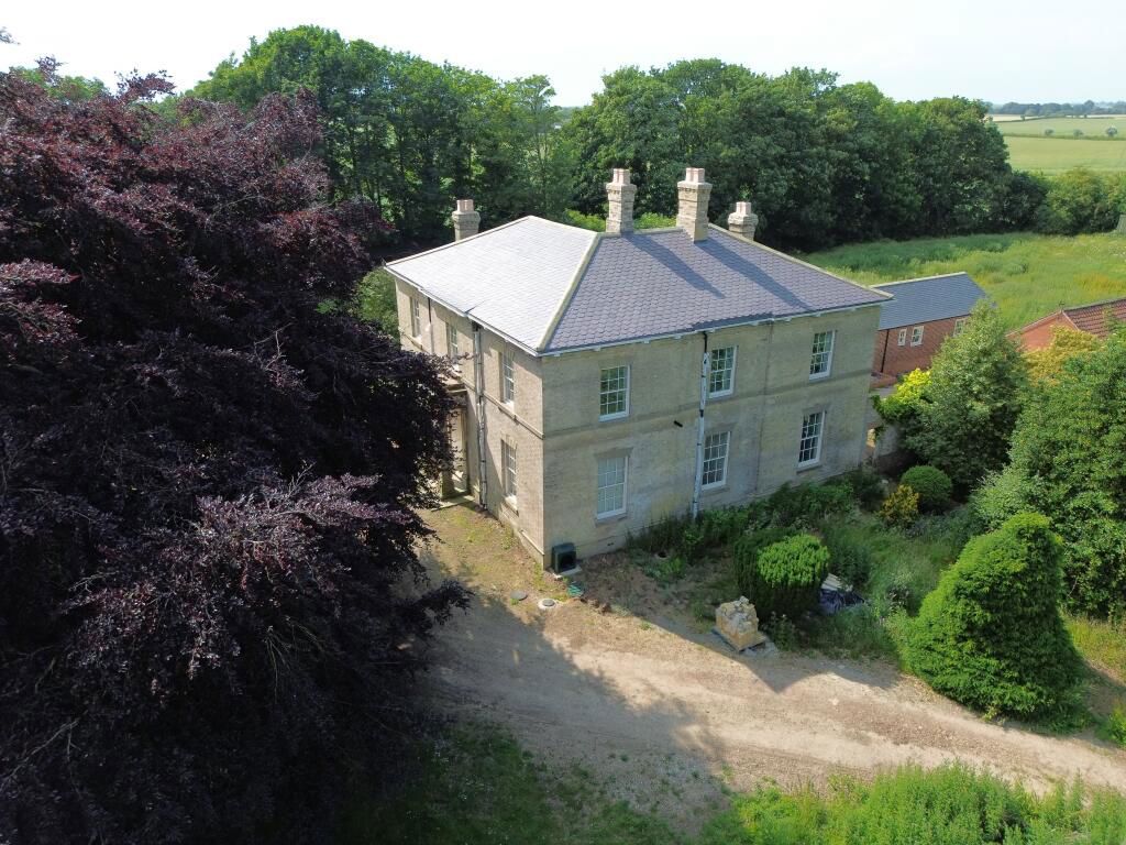 7 bed detached house for sale in Burstwick Road, Burton Pidsea, Hull