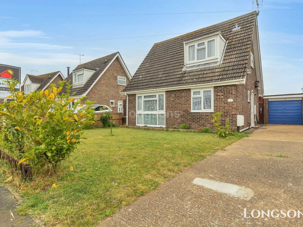 3 bed detached house for sale in Wroxham Avenue, Swaffham PE37 Zoopla