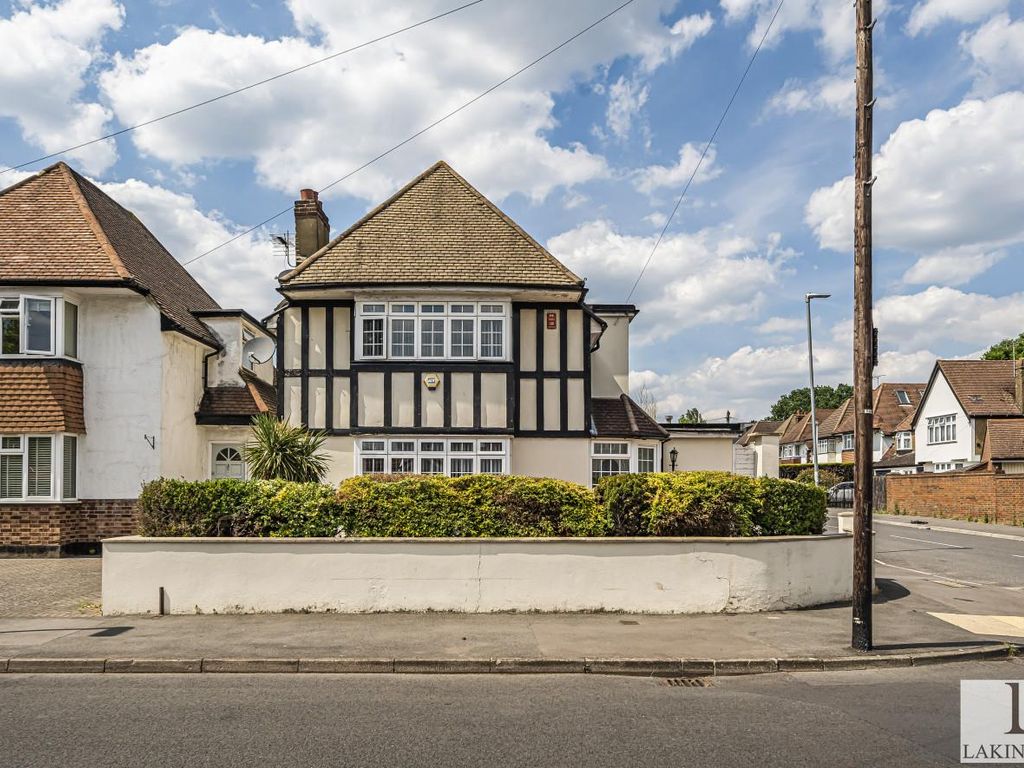 4 bed detached house for sale in The Fairway, Ruislip HA4 Zoopla