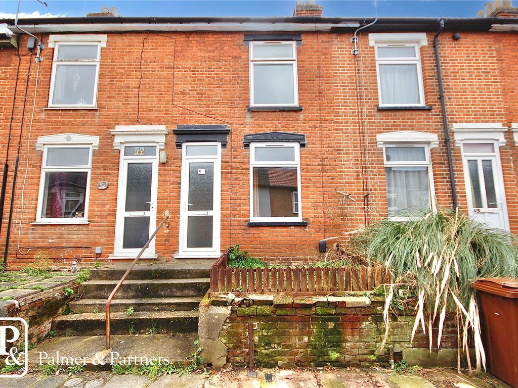 2 bed terraced house for sale in Finchley Road, Ipswich, Suffolk IP4, £