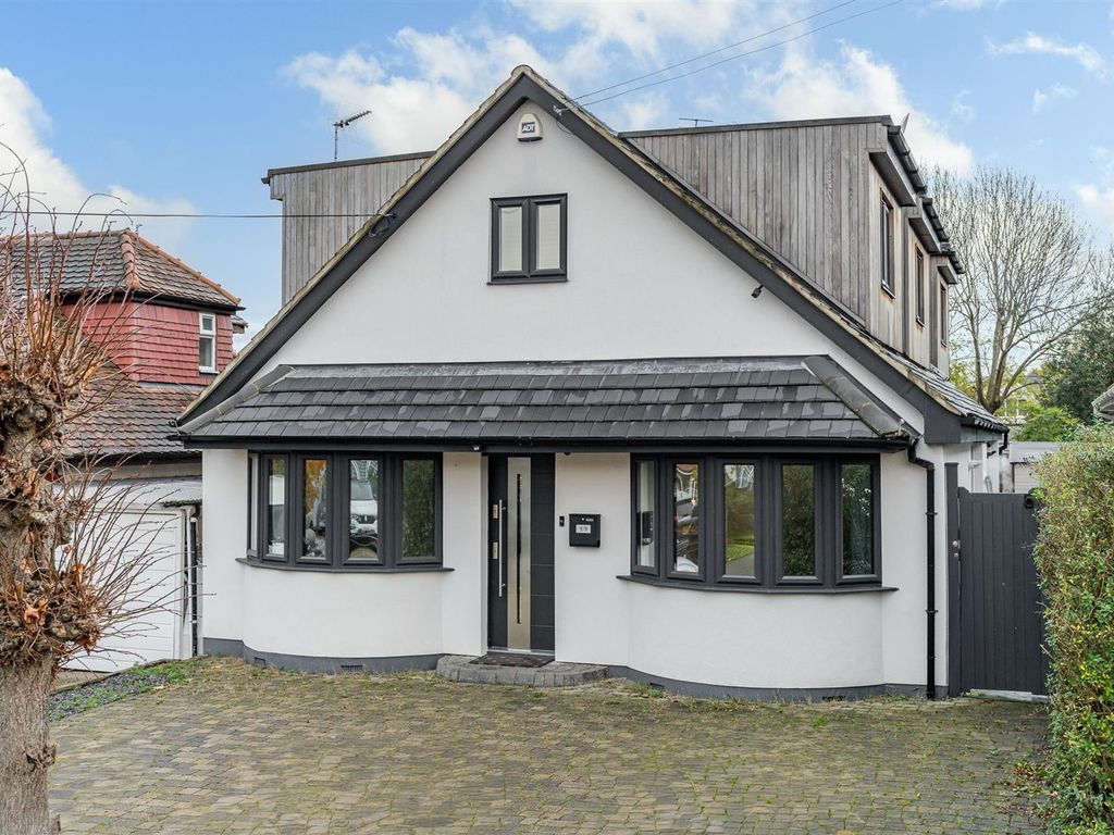 4 bed detached house for sale in Mount Pleasant Avenue, Hutton