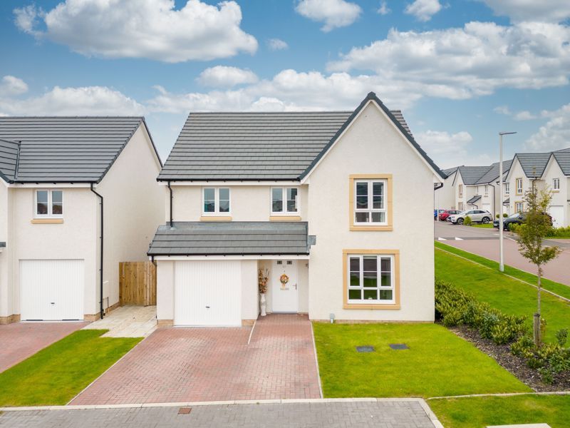 4 bed detached house for sale in Mcbaith Way, Dunfermline KY11 Zoopla